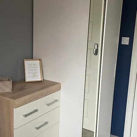 Stunning Spacious One Bedroom Haven Coventry Exterior photo