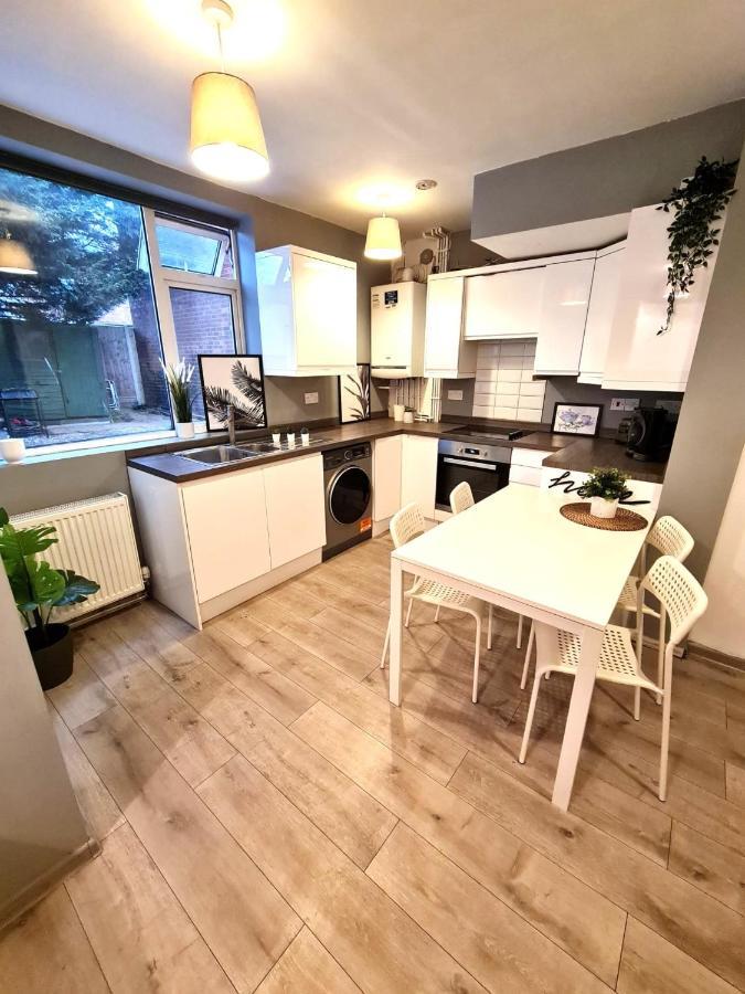 Stunning Spacious One Bedroom Haven *
