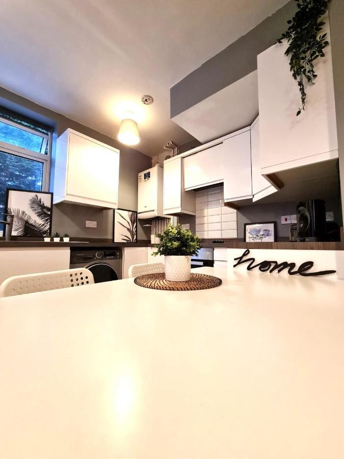 Stunning Spacious One Bedroom Haven *