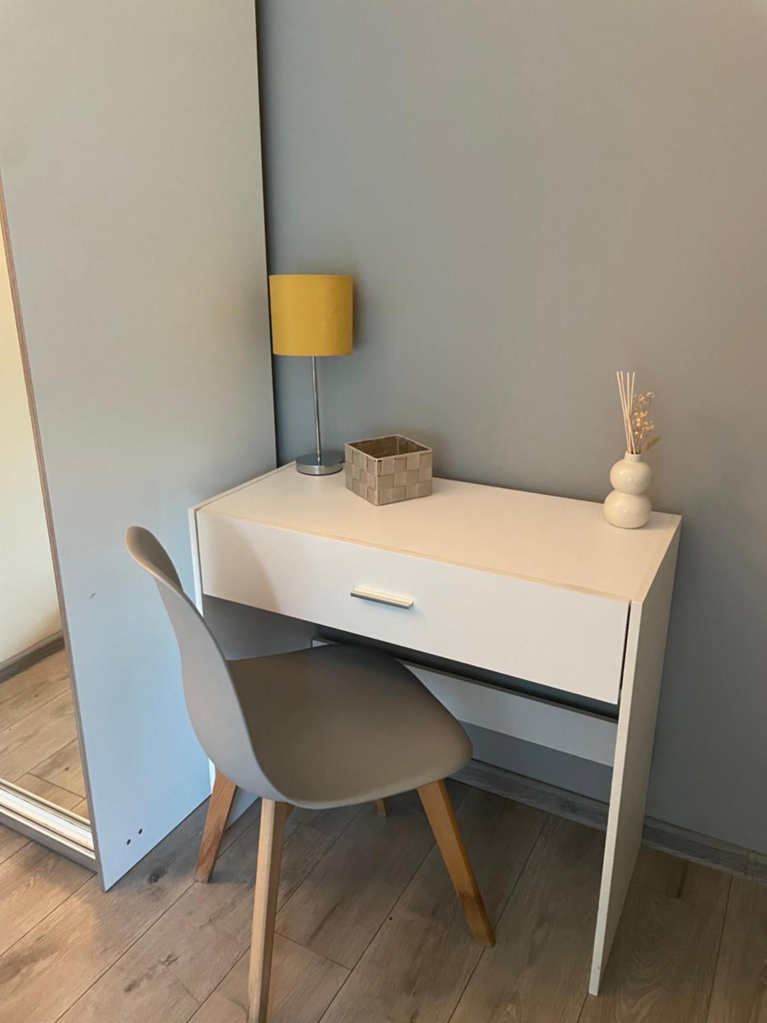 Stunning Spacious One Bedroom Haven Homestay Coventry